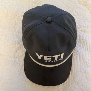 Grey vintage yeti hat